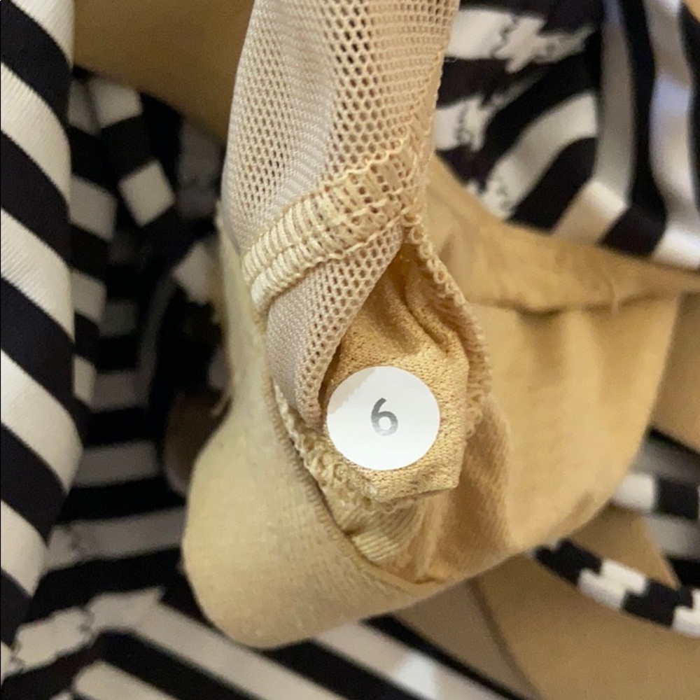 Lululemon Tank Top - Picture 5 of 7
